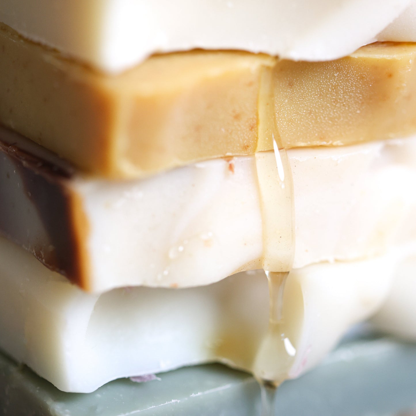 Muestrario de jabones de leche de cabra y sebo Panal de miel