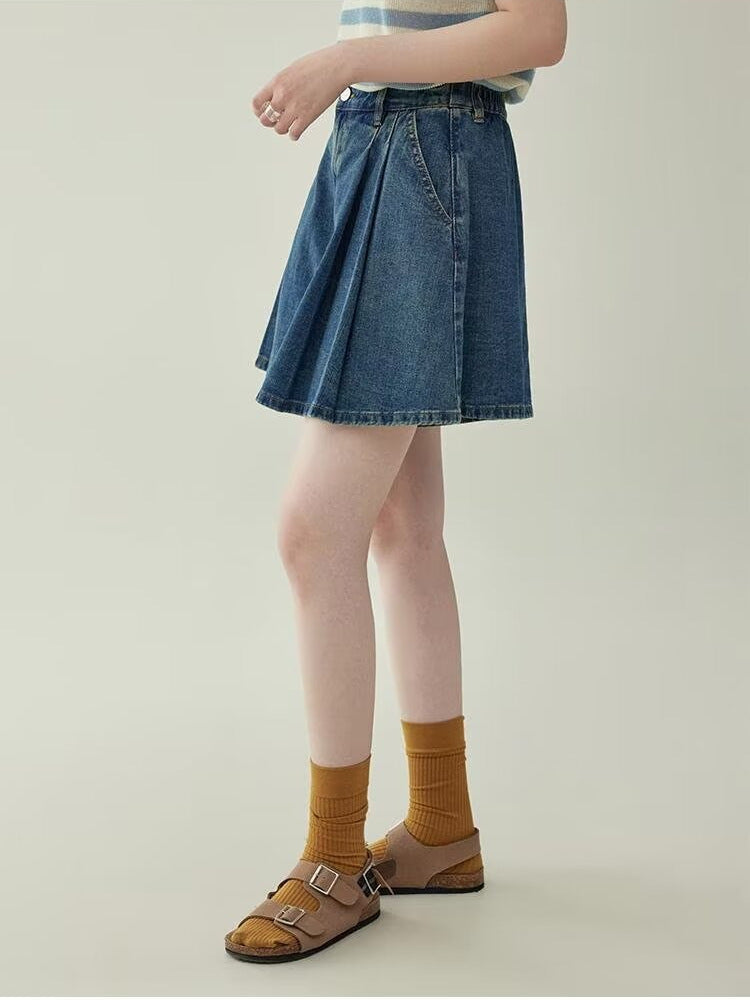 Shorts vaqueros plisados de talle alto y pierna ancha