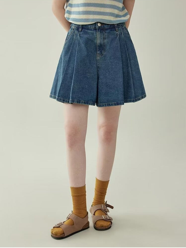 Shorts vaqueros plisados de talle alto y pierna ancha