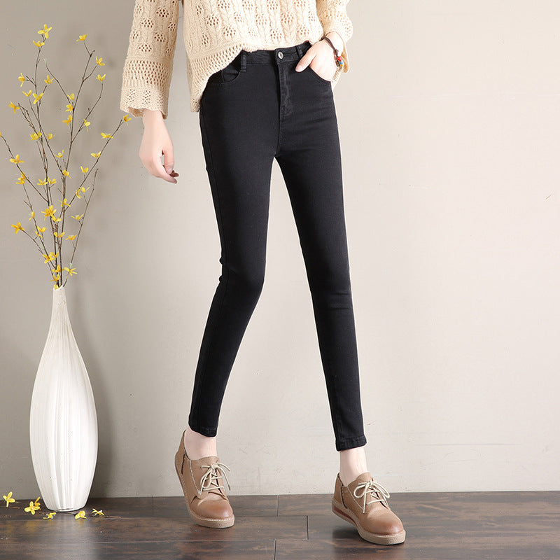 Pantalones elásticos ajustados
