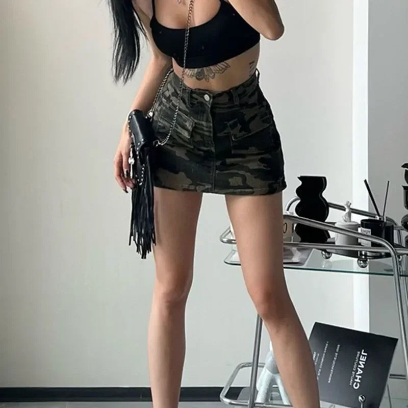 Falda cargo de camuflaje