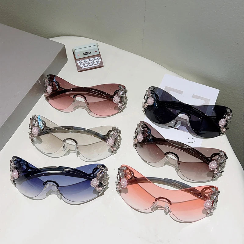 Gafas de sol sin montura con pedrería
