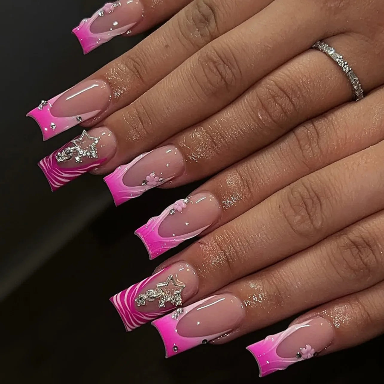 24 unidades de uñas postizas Y2K con estrellas dulces