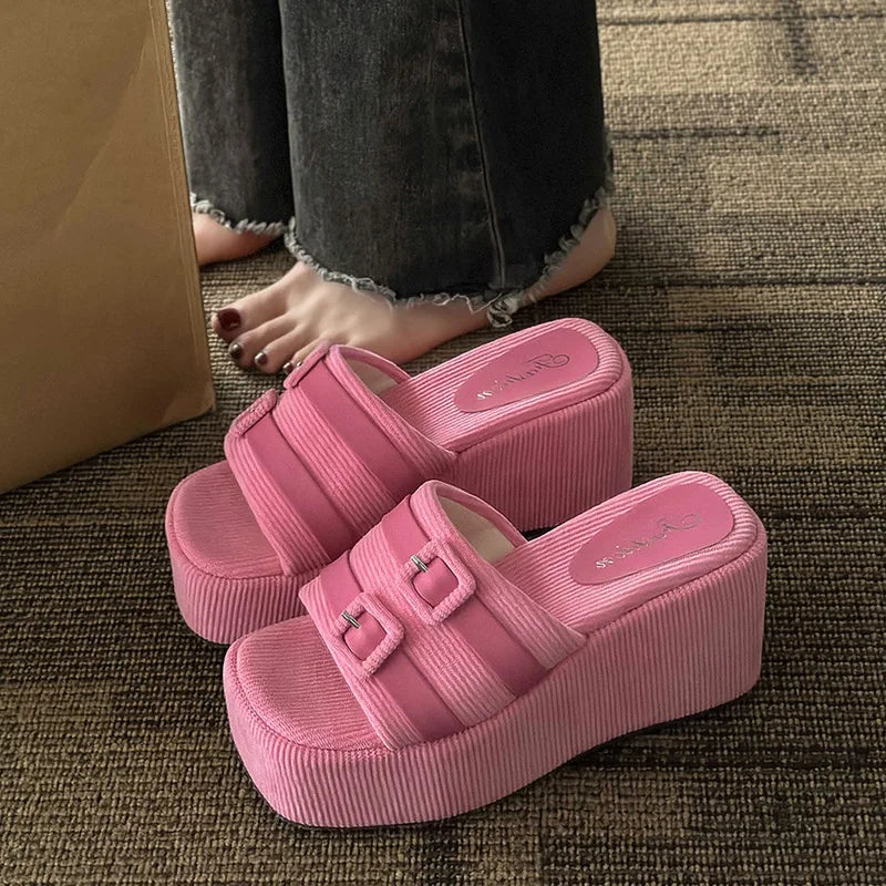 Zapatillas de plataforma de punta cuadrada