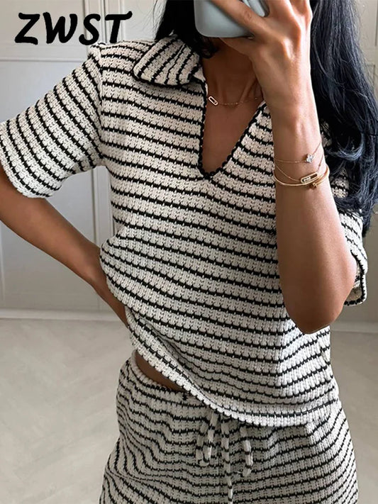 Conjunto de dos piezas elegante de punto a rayas para mujer, top y pantalón, informal, manga corta, cuello V, jersey con cordón ajustable, pantalón largo de pierna ancha, traje de moda 2025