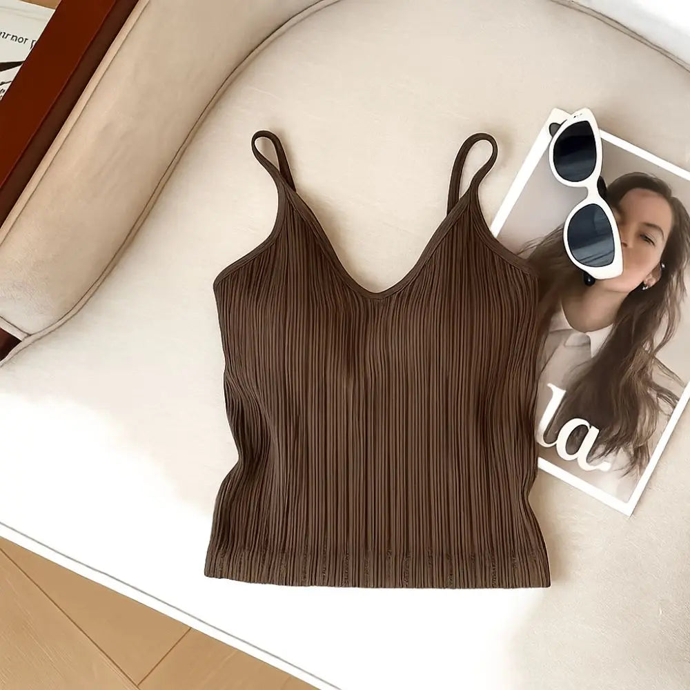 Top camisero con cuello de pico