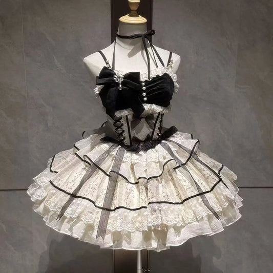 Vestido con Moño de Encaje