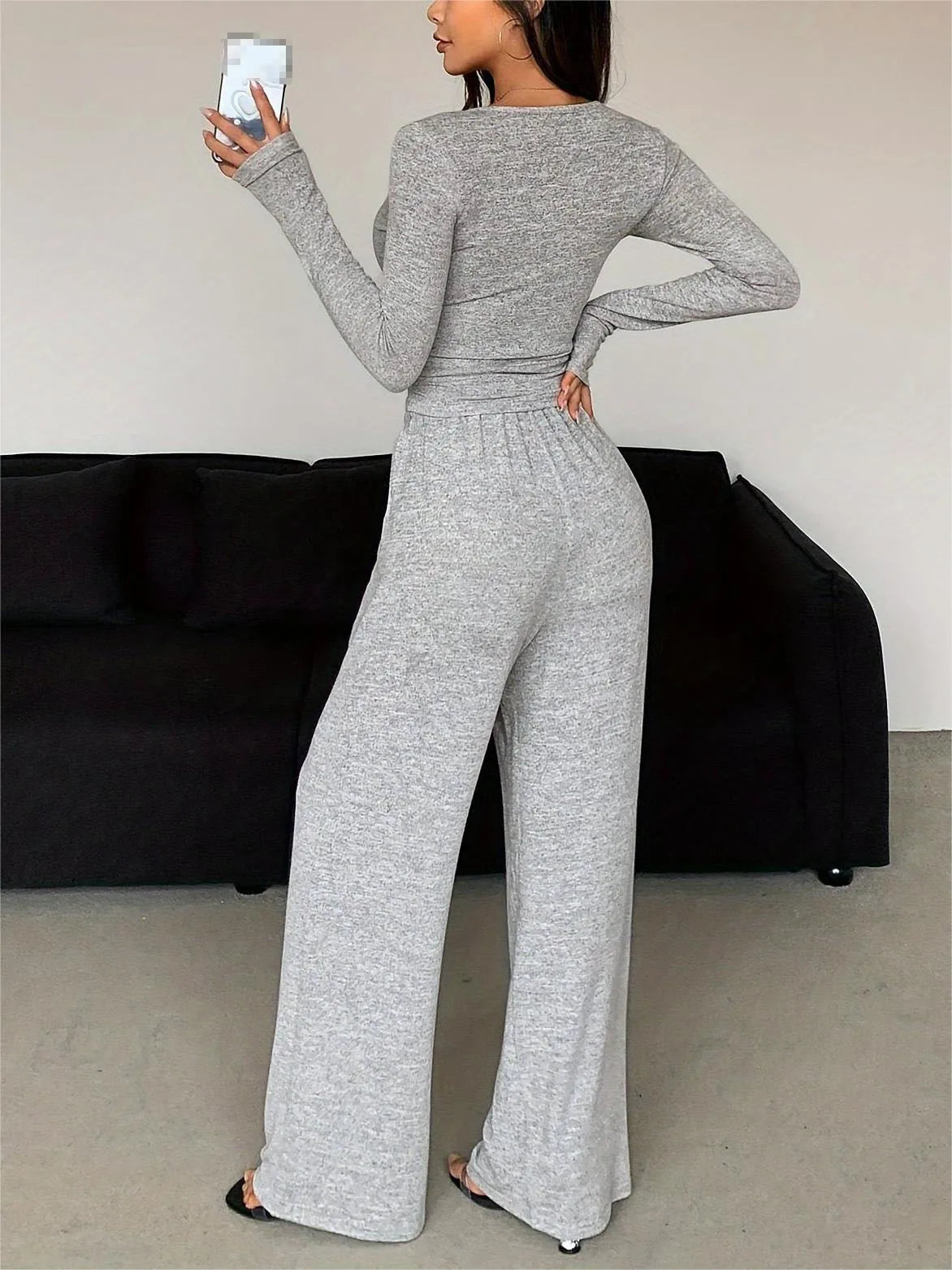 Traje informal de dos piezas para mujer: top de manga larga con botones de color liso y pantalones de pierna ancha con bolsillos y cordón, para primavera/verano.