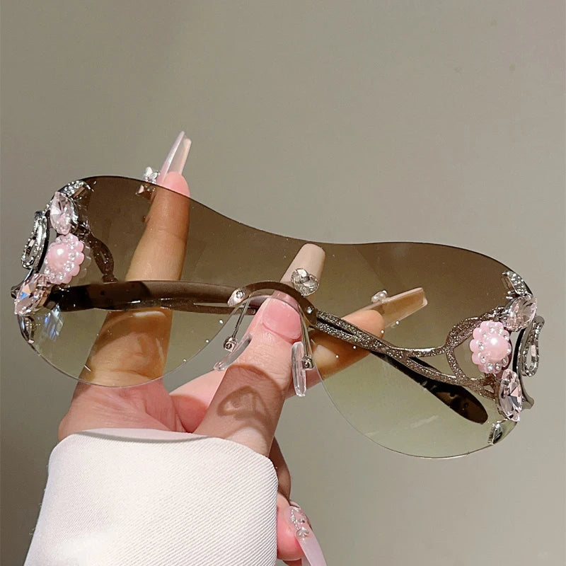 Gafas de sol sin montura con pedrería