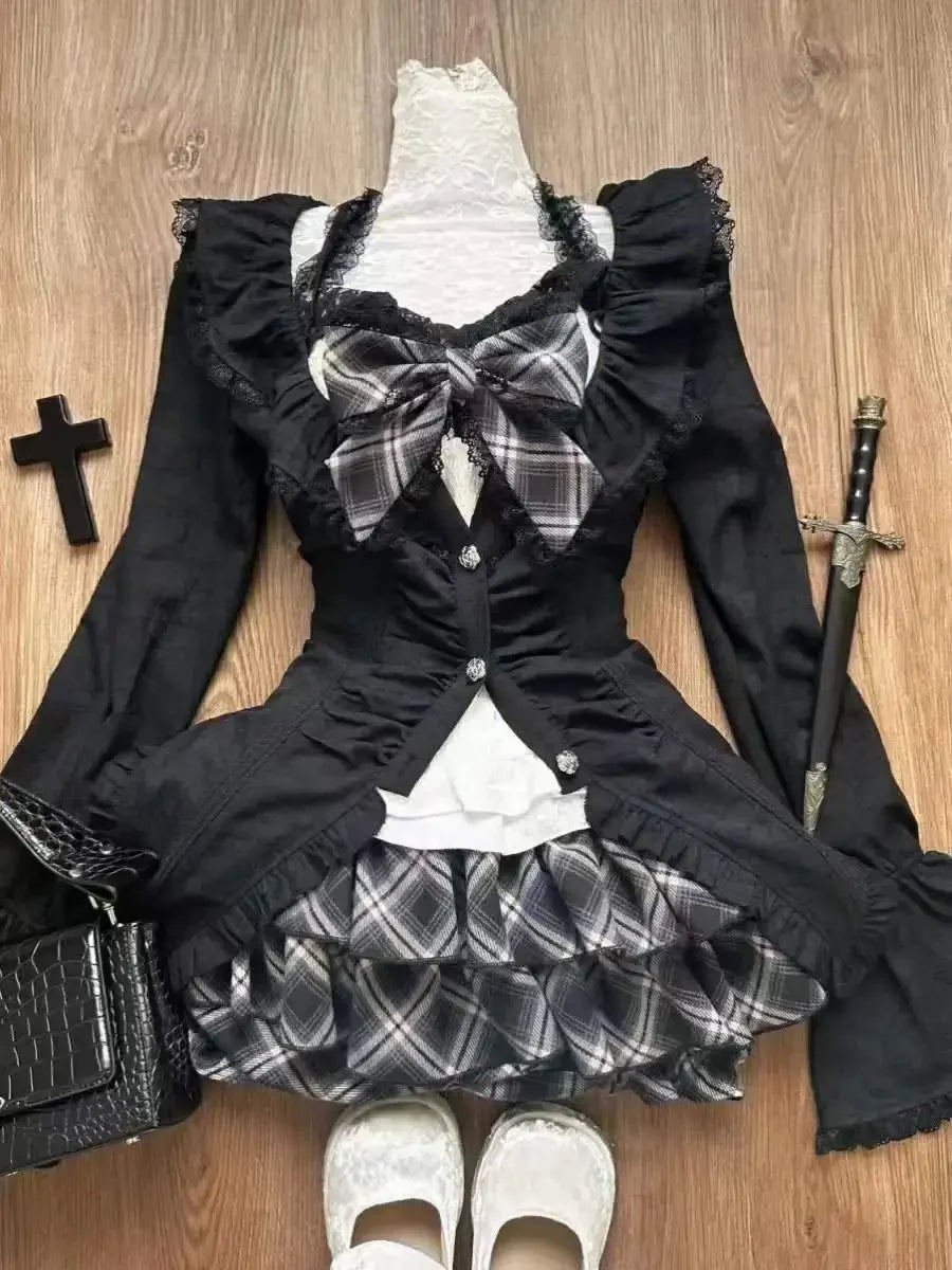 Top con lazo + Falda plisada de encaje