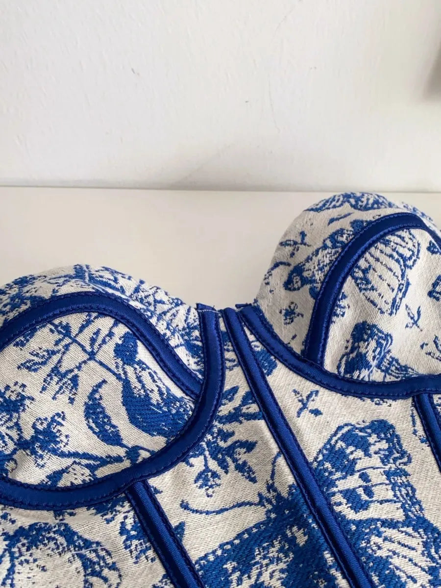 Sin mangas de jacquard con diseño cruzado en el pecho