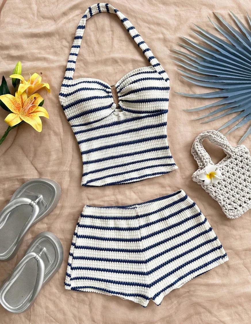 Conjunto de dos piezas de top halter y shorts de punto texturizado