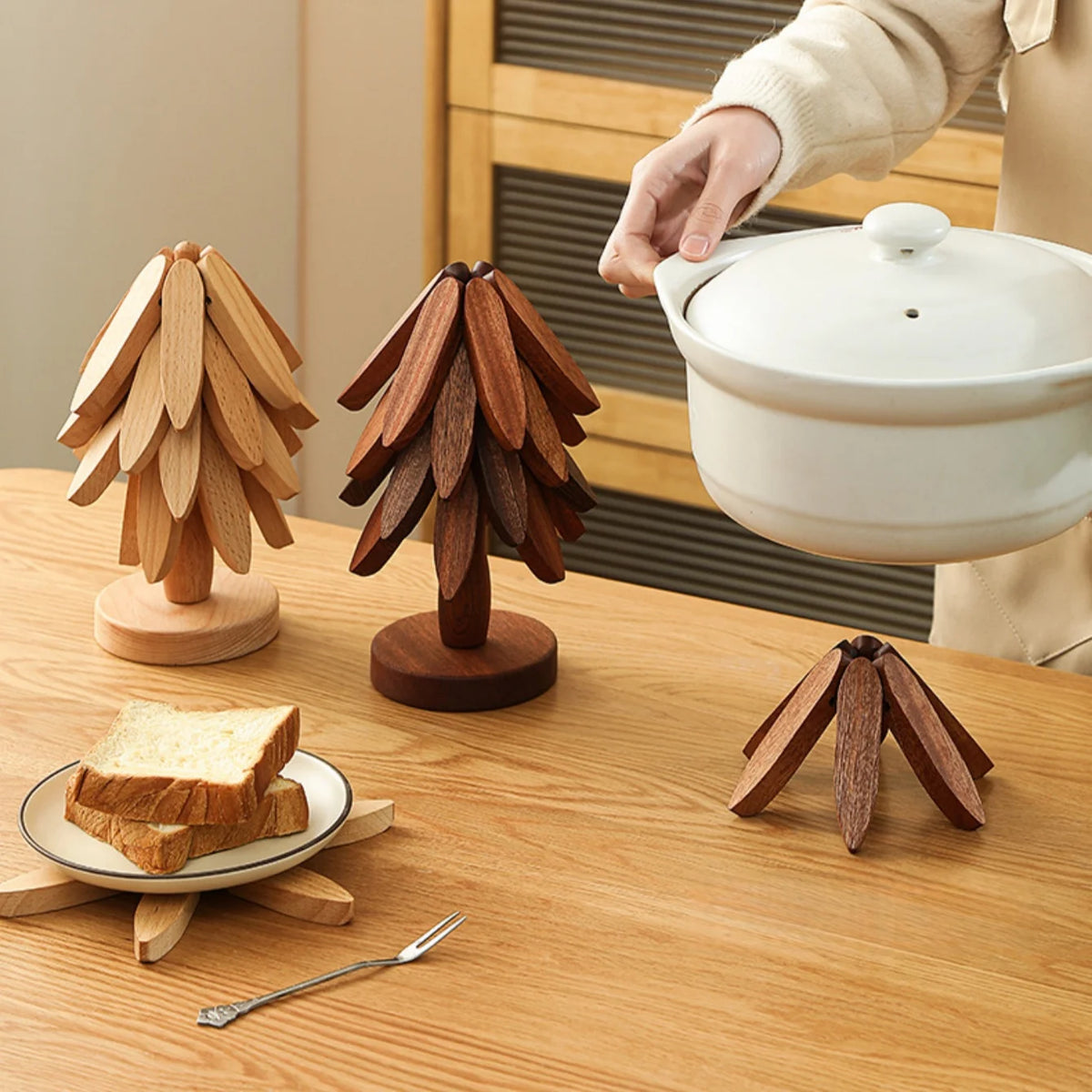 "Heat Insulation Tree", Trivets for Hot Dishes