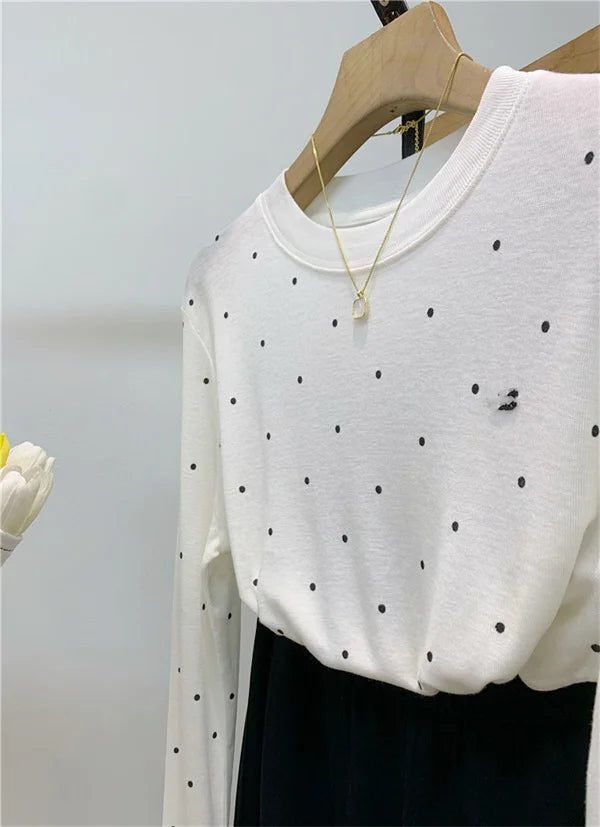 Minimalist round Neck Polka Dot Long Sleeve T-shirt