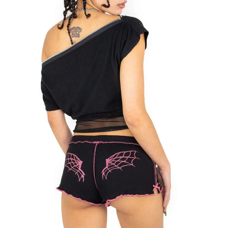 Minishorts de tiro bajo con estampado de lazo