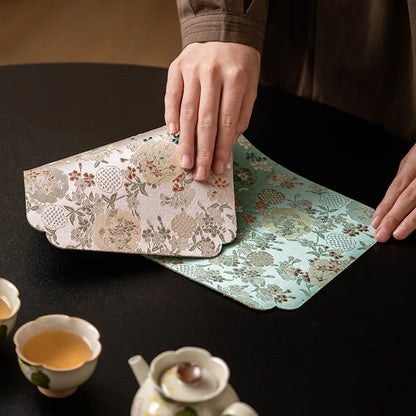 Dianthus Flower Double-sided Small Tea Mat
