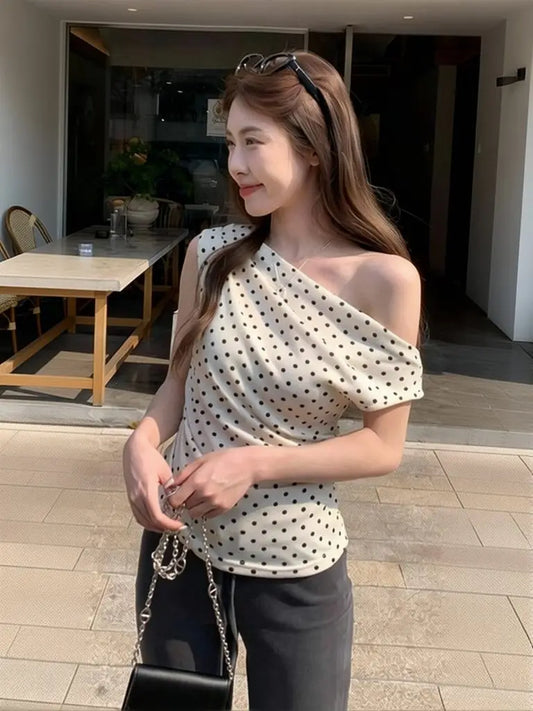 Polka Dot One-shoulder T-shirt
