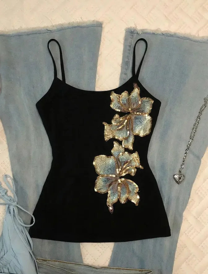 Camiseta sin mangas con cuello halter y encaje