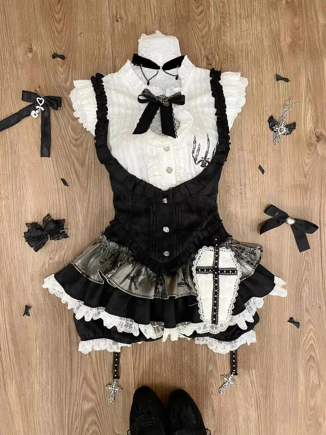 Conjunto de Cárdigan Tejido con Lazo y Minifalda Escocesa con Volantes