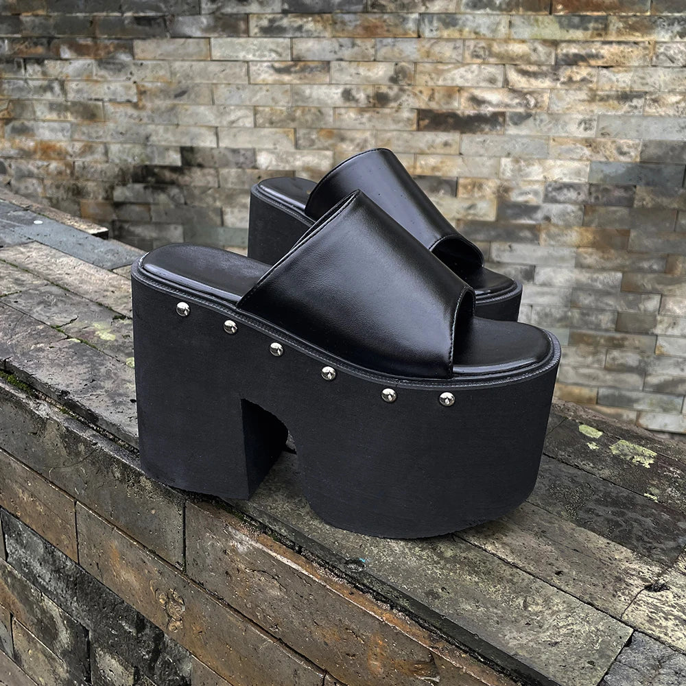Thick-soled Wedge Heel Sandals