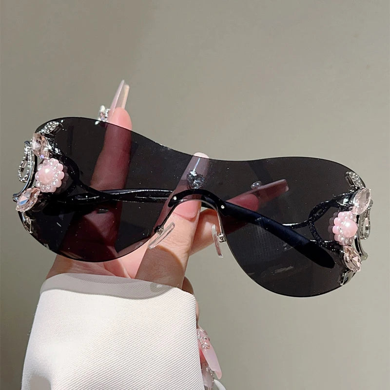 Gafas de sol sin montura con pedrería