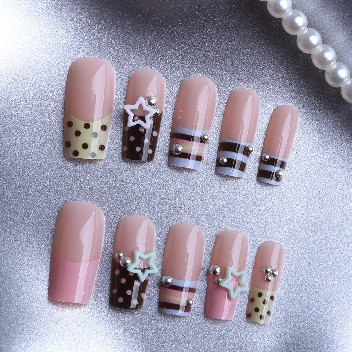 24 unidades de uñas postizas Y2K con estrellas dulces