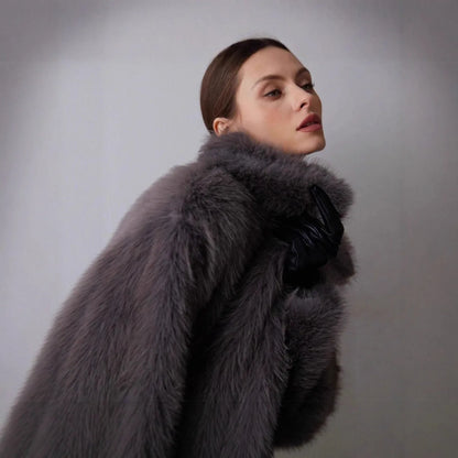 2025 Otoño Invierno Nueva Moda Chaqueta de Mujer de Pelo Sintético de Color Liso con Cuello Vuelto Manga Larga Sencilla Básica Elegante Abrigo Femenino