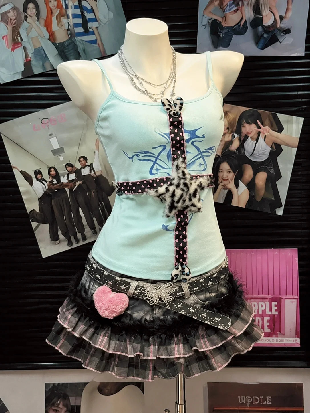 Conjunto de camisola sin mangas y minifalda elegante con estampado de leopardo