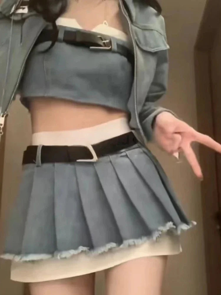 Conjunto de falda vaquera corta y top sin mangas