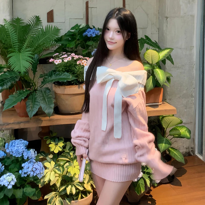 Sweet Bow Knitted Mini Dress