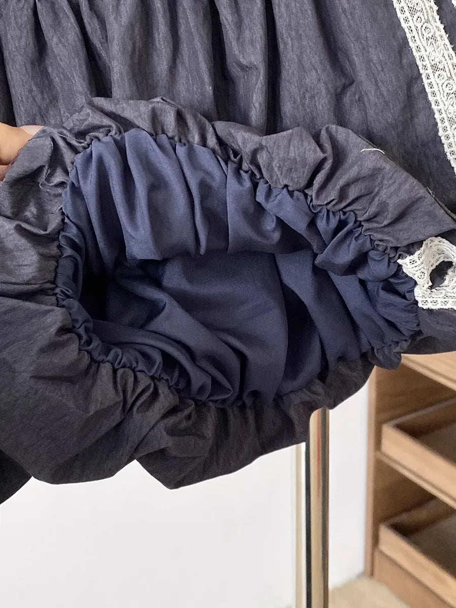 Pantalones cortos tipo bombacho con cordón, encaje y retazos
