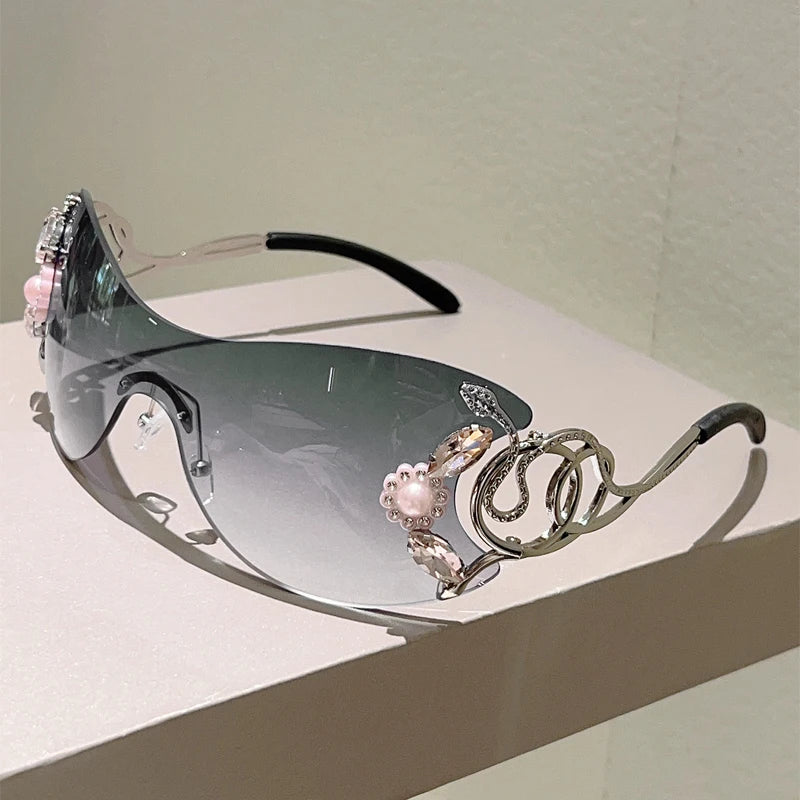 Gafas de sol sin montura con pedrería