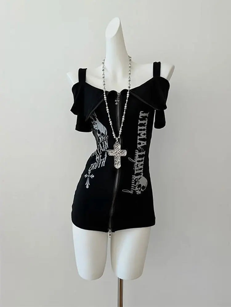 Camiseta de manga corta con cremallera y estampado de calaveras