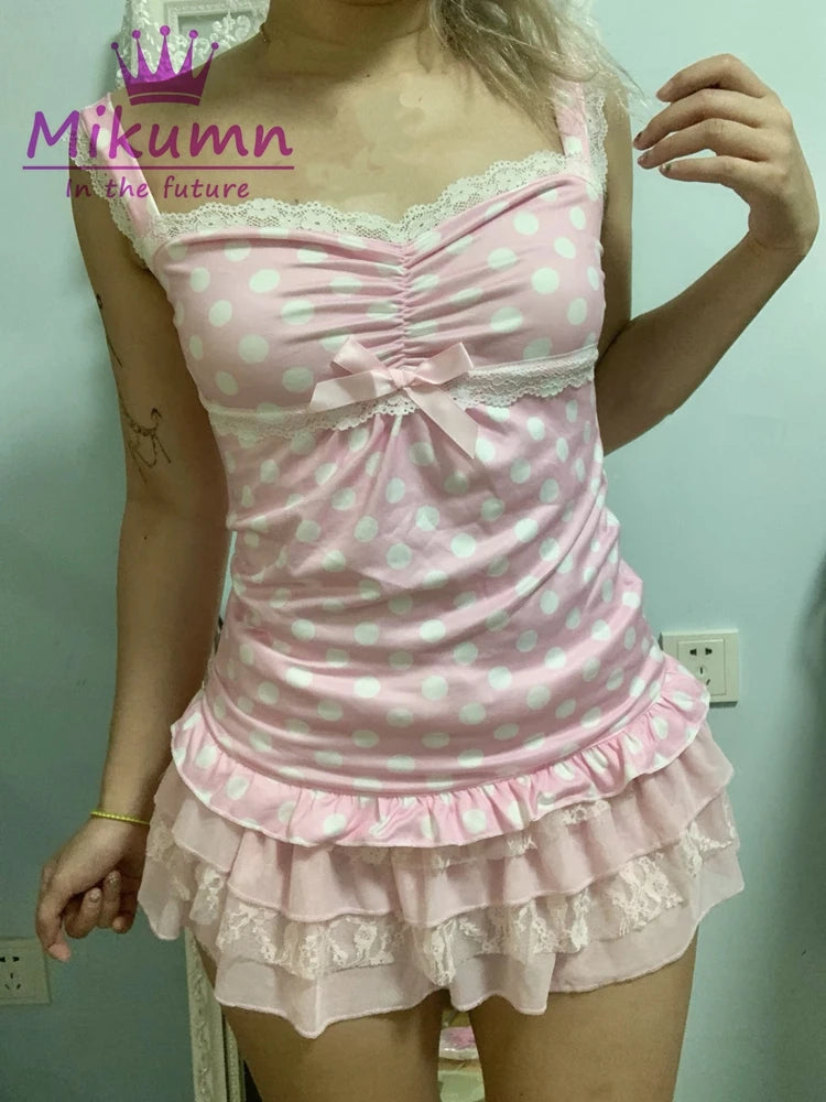 Top corto de lunares rosa, dulce y lindo