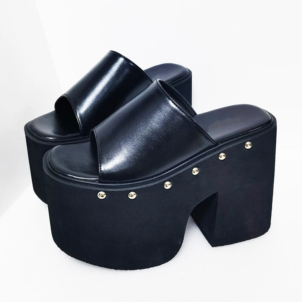Thick-soled Wedge Heel Sandals