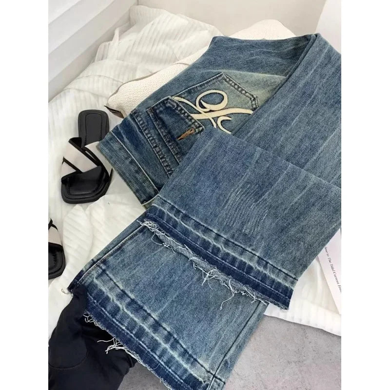 low-waisted jeans