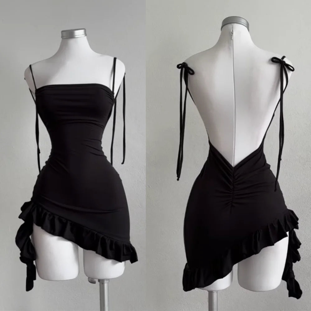Minivestido sexy sin mangas y sin espalda para mujer 2025 Vestidos ceñidos con cordones de Europa y América para verano Vestido negro de fiesta y club de calle