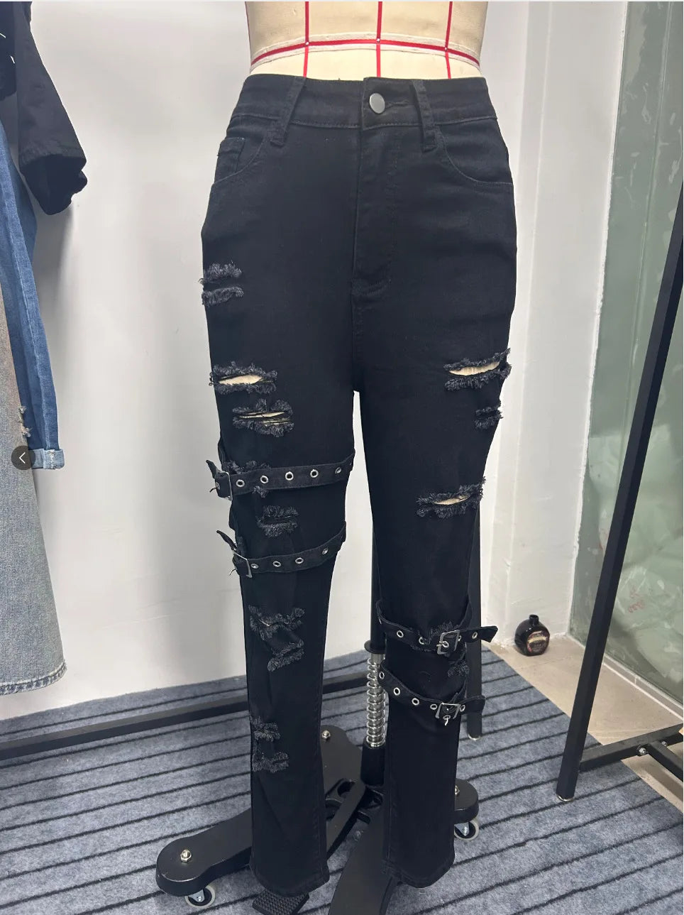 Jeans rotos de talle alto