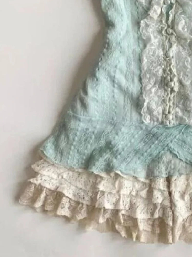Conjunto de Top de Encaje y Minifalda
