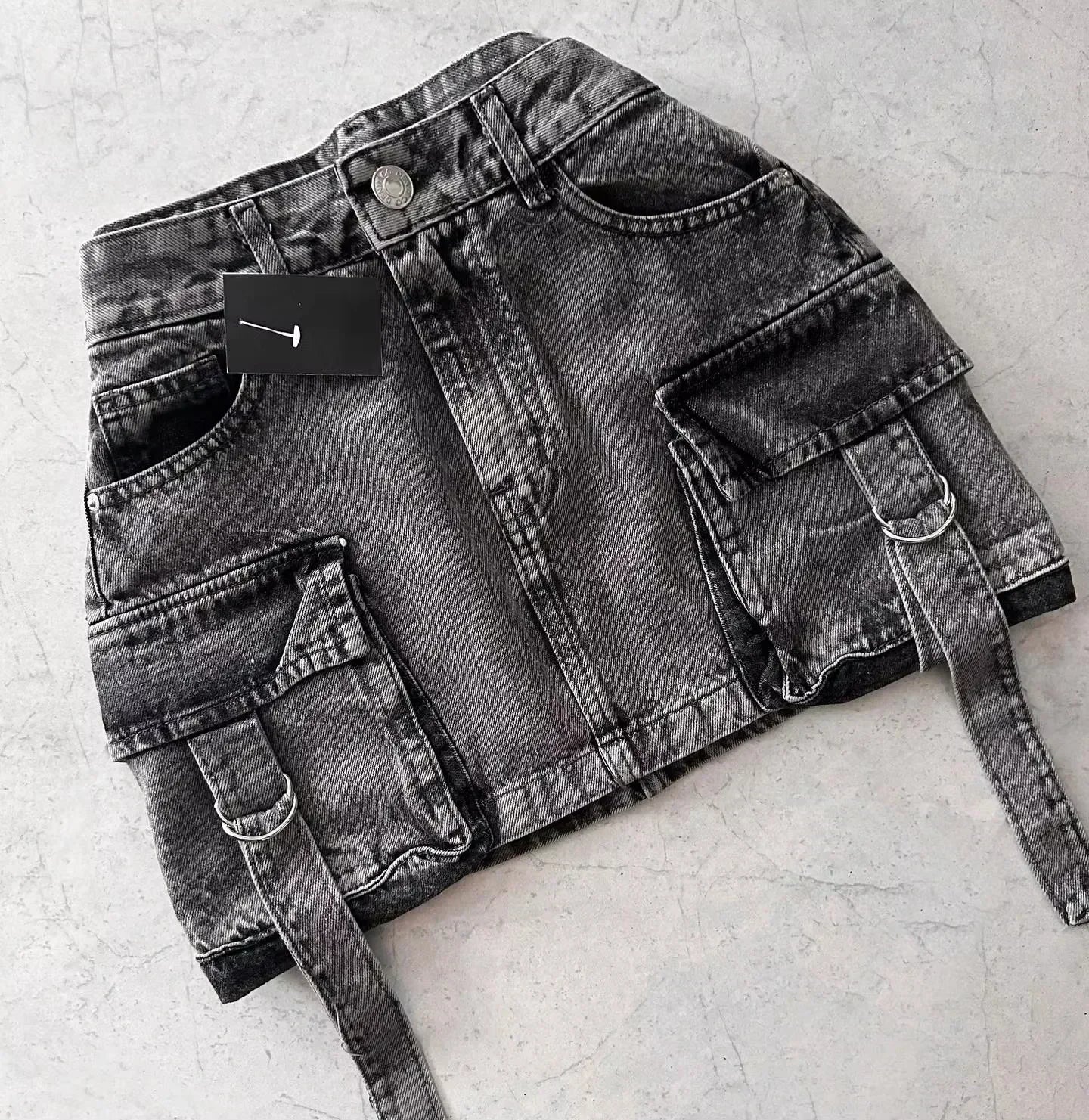 Minifalda de talle bajo