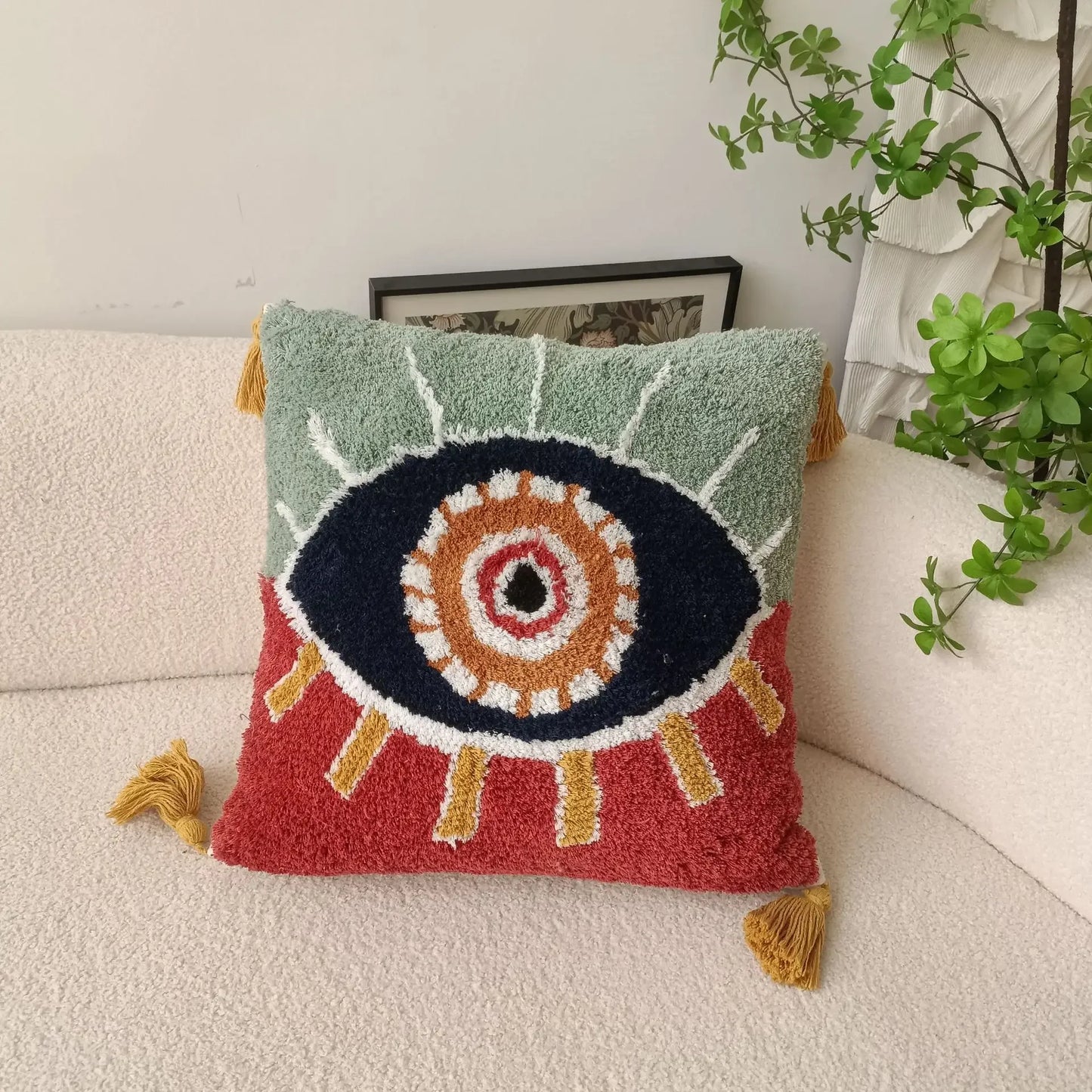Funda de cojín bordada con ojo