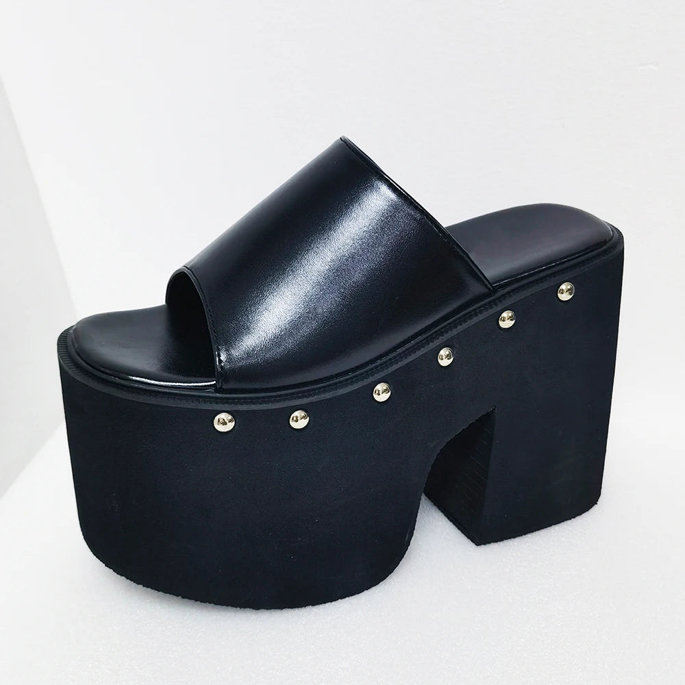 Thick-soled Wedge Heel Sandals
