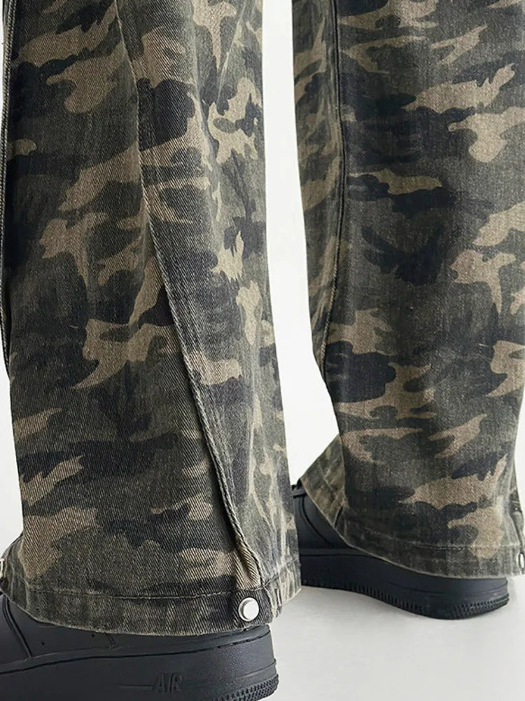 UCXQ Pantalones de camuflaje de estilo coreano otoño invierno para mujer, jeans de pierna ancha de cintura alta con bolsillos, pantalones sueltos que combinan con todo 23Z484