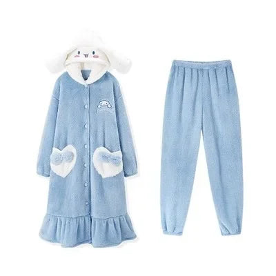 Conjunto de bata y pijama de felpa de anime