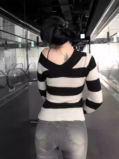 V-neck off-the-shoulder embroidery pattern long sleeves Striped Knit sweater