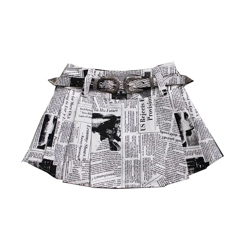 Falda estampada de periódico
