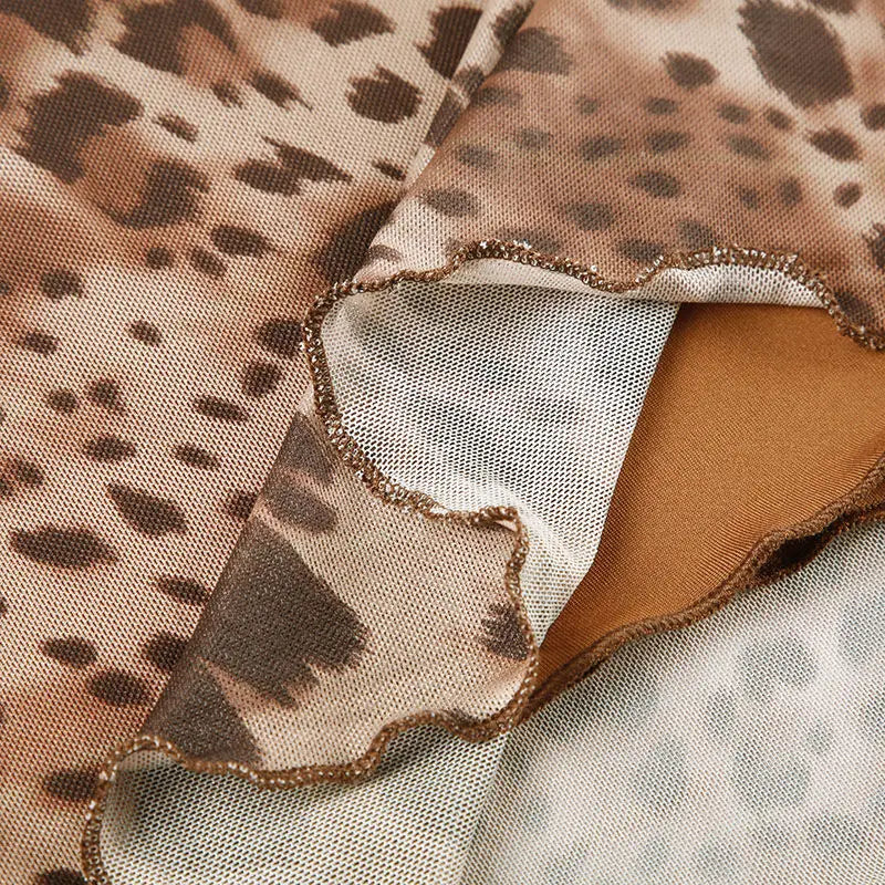 Falda de malla con estampado de leopardo