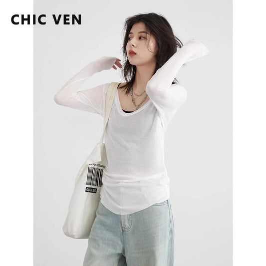 Camiseta de manga larga blanca sólida con cuello en U