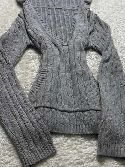 V-neck Hooded Pullover