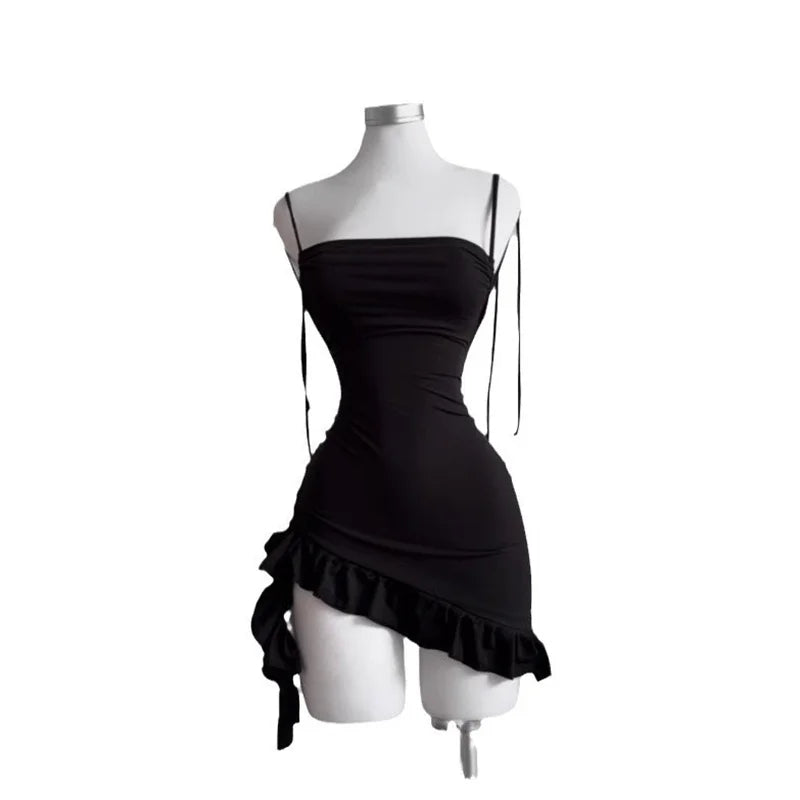 Minivestido sexy sin mangas y sin espalda para mujer 2025 Vestidos ceñidos con cordones de Europa y América para verano Vestido negro de fiesta y club de calle